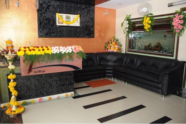 Hotel Seven Hills Inn 티루파티 외부 사진